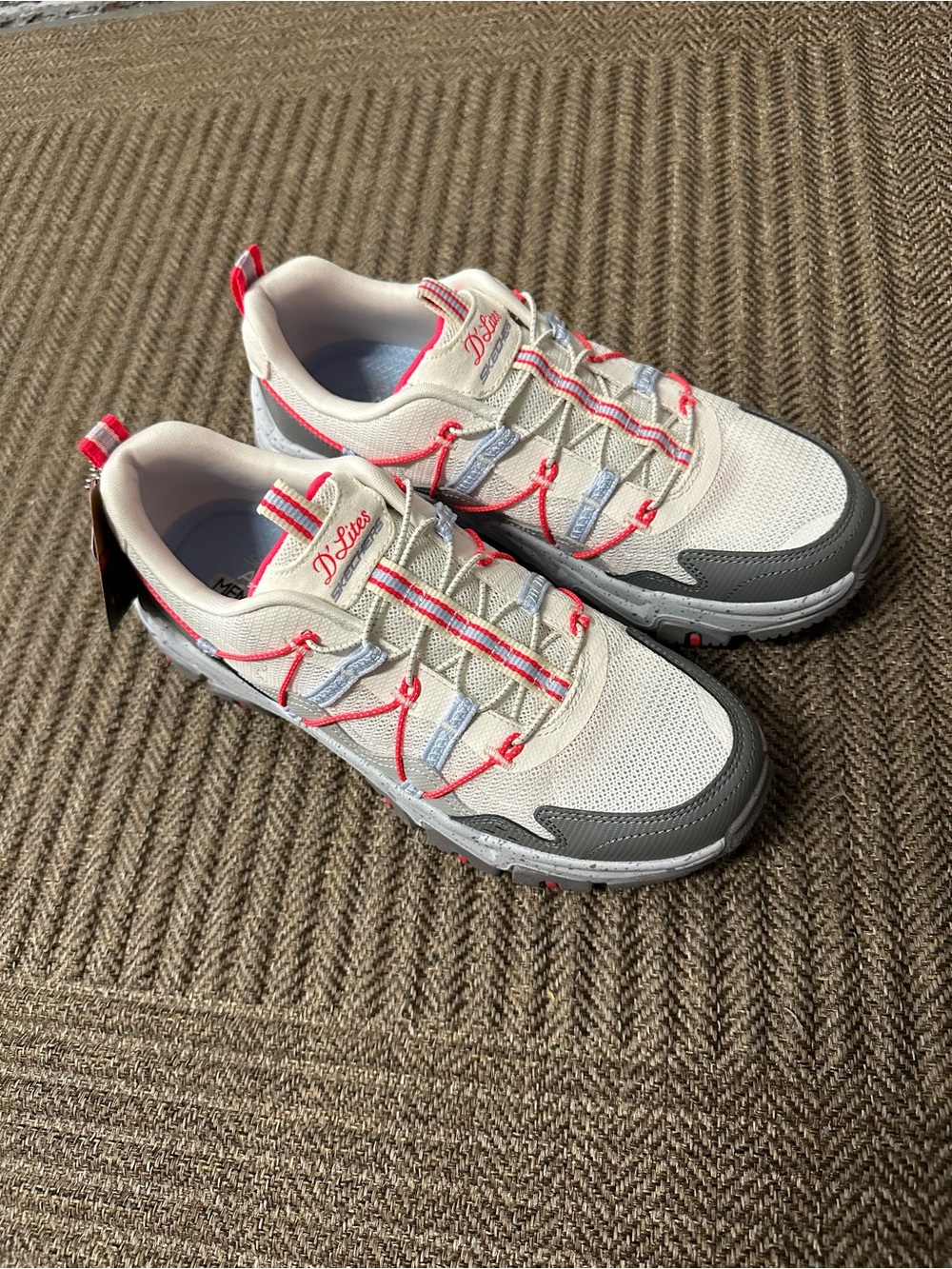 Women Sketchers Trail Sneakers in White and Gray with Coral Accents, Size 7
